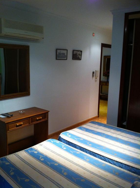 Hostal El Puerto Caleta De Velez Quarto foto