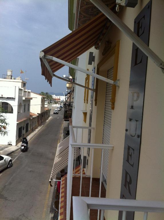 Hostal El Puerto Caleta De Velez Exterior foto