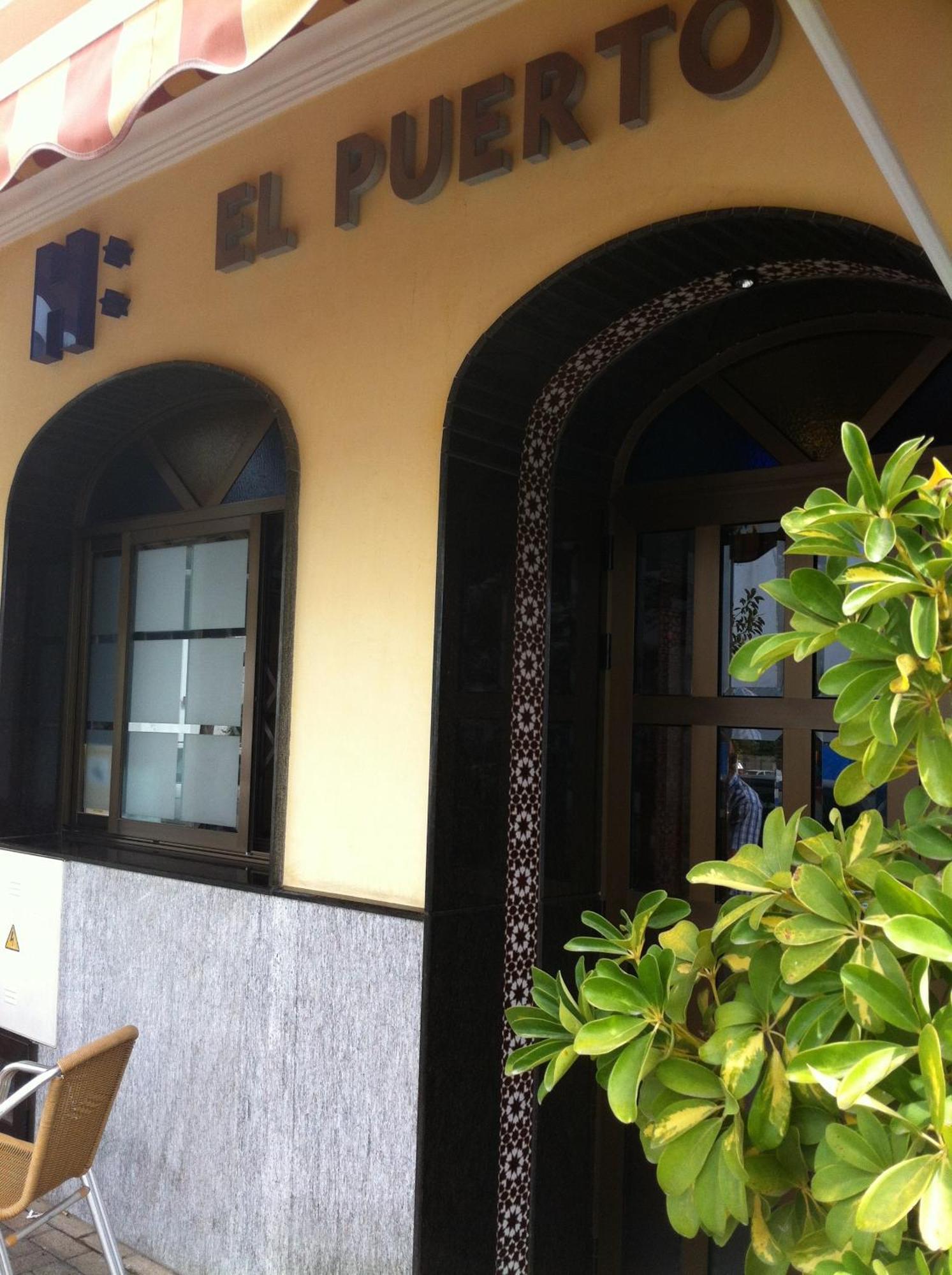 Hostal El Puerto Caleta De Velez Exterior foto