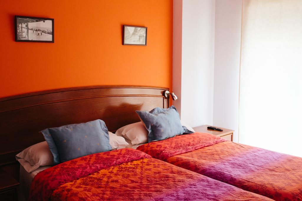 Hostal El Puerto Caleta De Velez Quarto foto